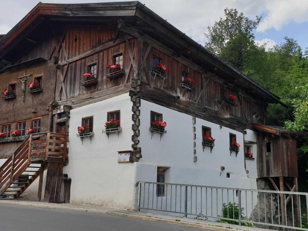 Haus Anna Ein Haus Mit Herz Fliess Exterior foto