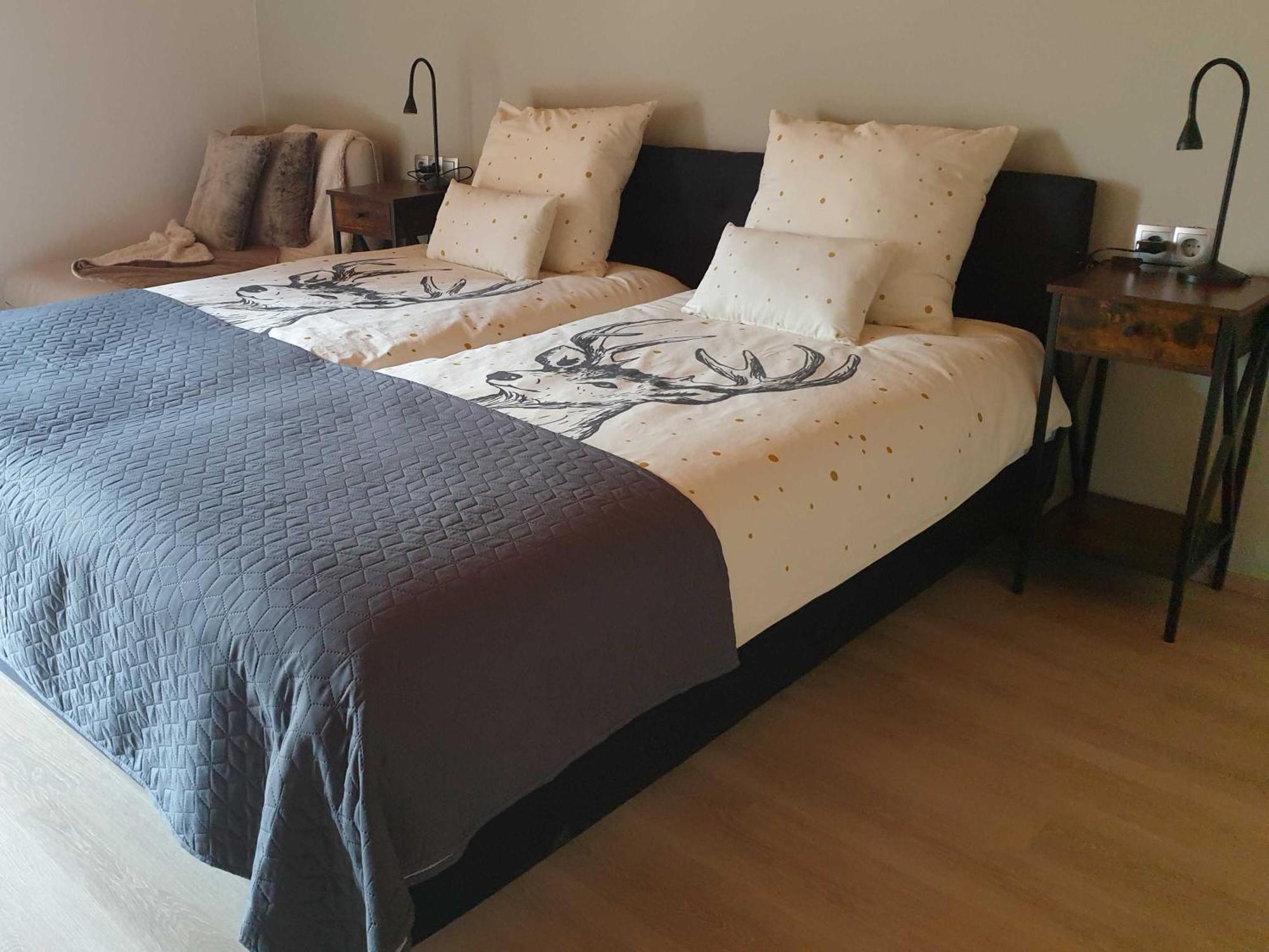 Haus Anna Ein Haus Mit Herz Fliess Quarto foto